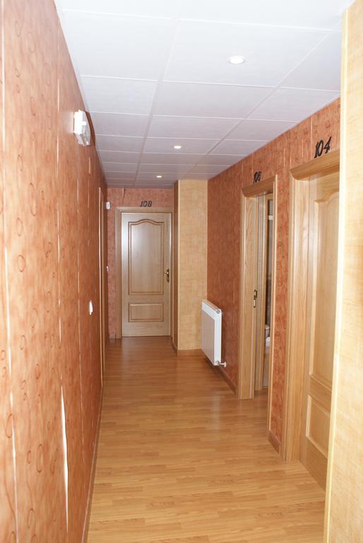 Hostal Los Valles Bielsa Exterior foto